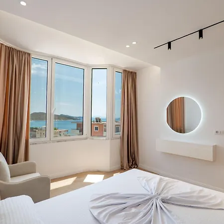 Grand Sarandë